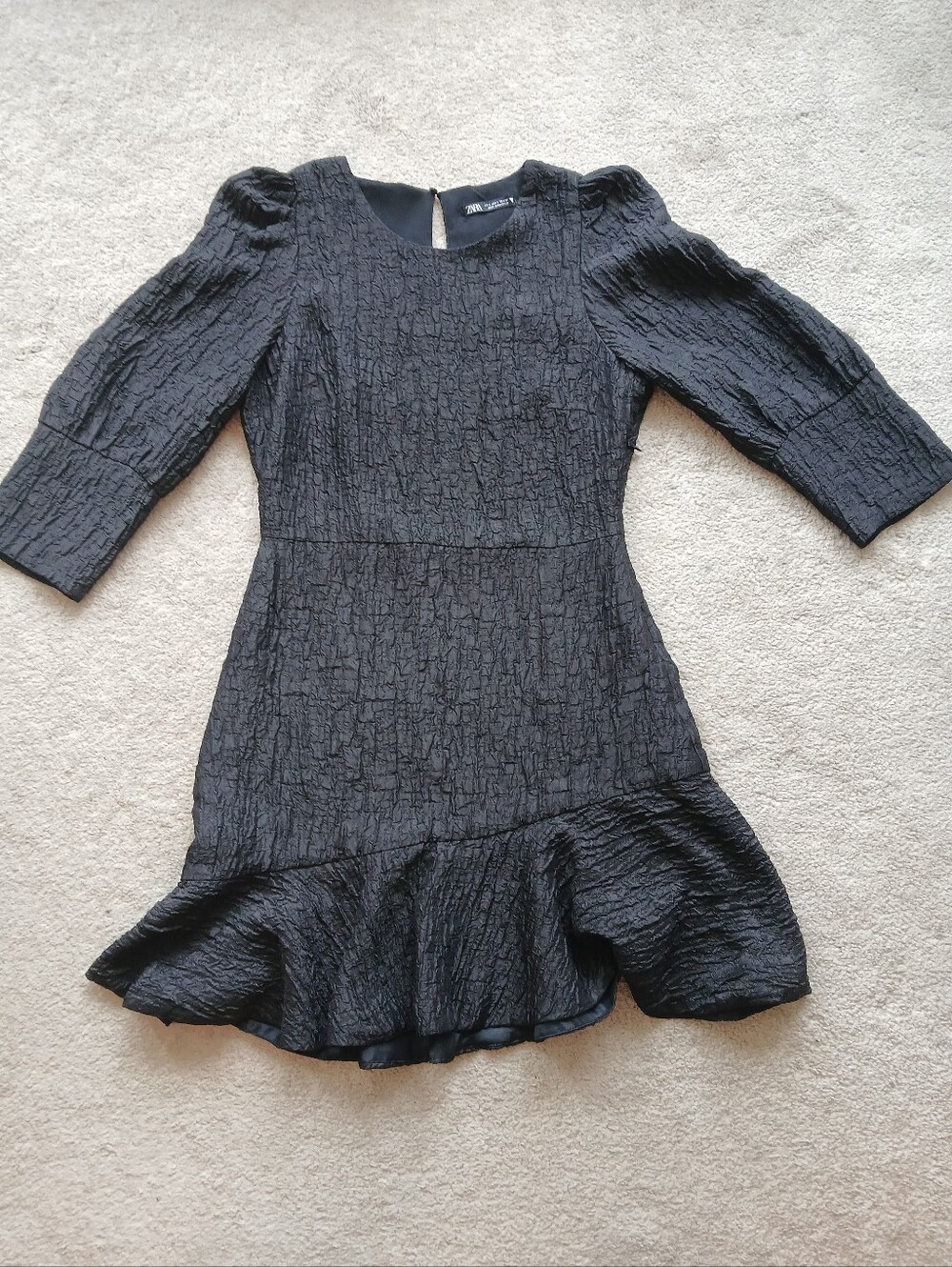 Zara Black Textured Long-Sleeve Ruffle-Hem Dress, Size Small (S)